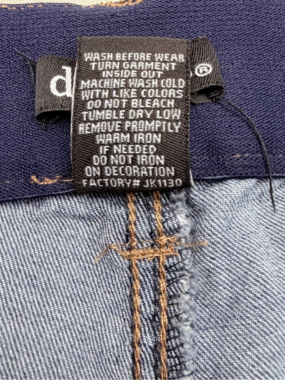 d. jeans Women's Medium Blue Skinny Jeans - Picture 8 of 8